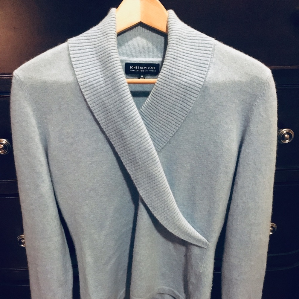 100% Cashmere EUC Jones New York Sweater M